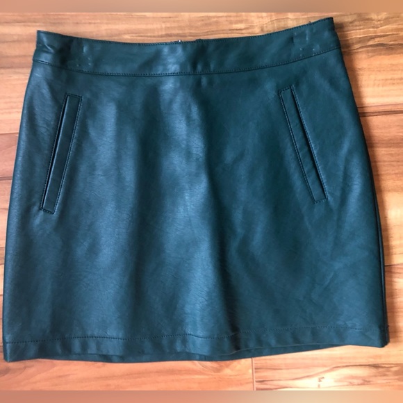 Forever 21 Satin A-Line Mini Skirt Black X-Small at Women's